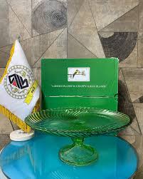 تصویر 1 از خرید عمده و قیمت مناسب دیس گرد پایه دار بلور مدل سانتا رنگی کاوه